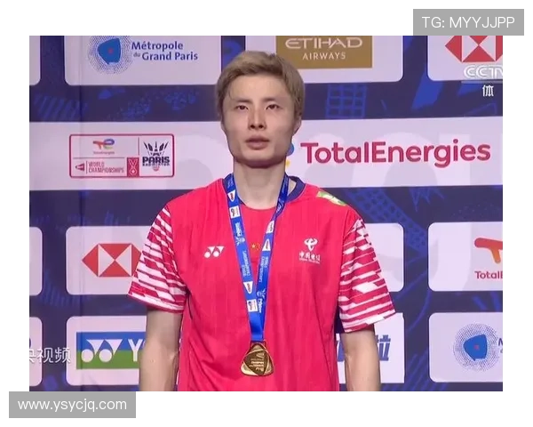 石宇奇勇夺两项大奖 成就羽坛新辉煌